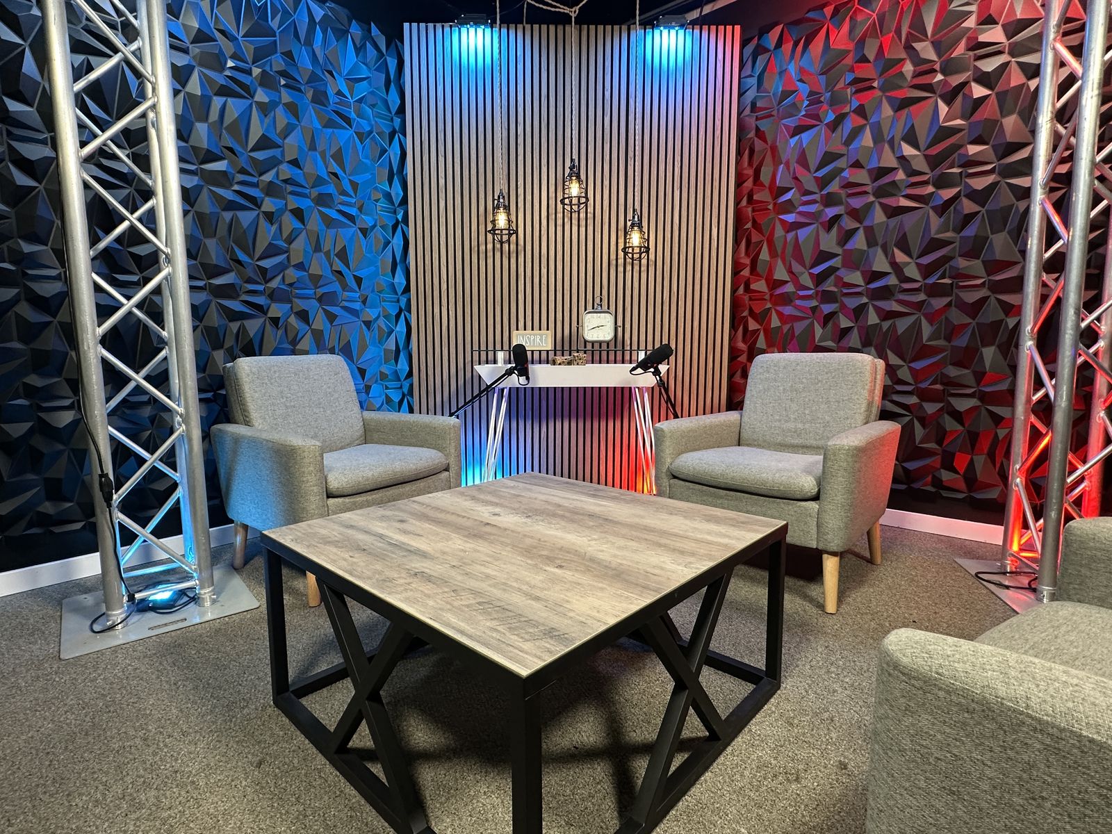 The Iconic Slate set: sculpted 3D panels and wood slat backdrop